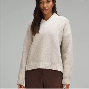 Lululemon Women's Alpaca Wool-Blend V-Neck Sweater